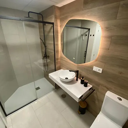 Silver Tower 2b Nuevo En Playa Arenal Bol Apartmán