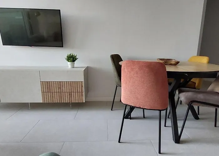 Silver Tower 2b Nuevo En Playa Arenal Bol